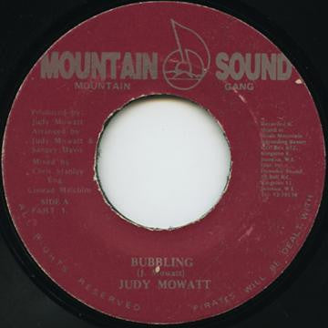 Judy Mowatt : Bubbling (7")